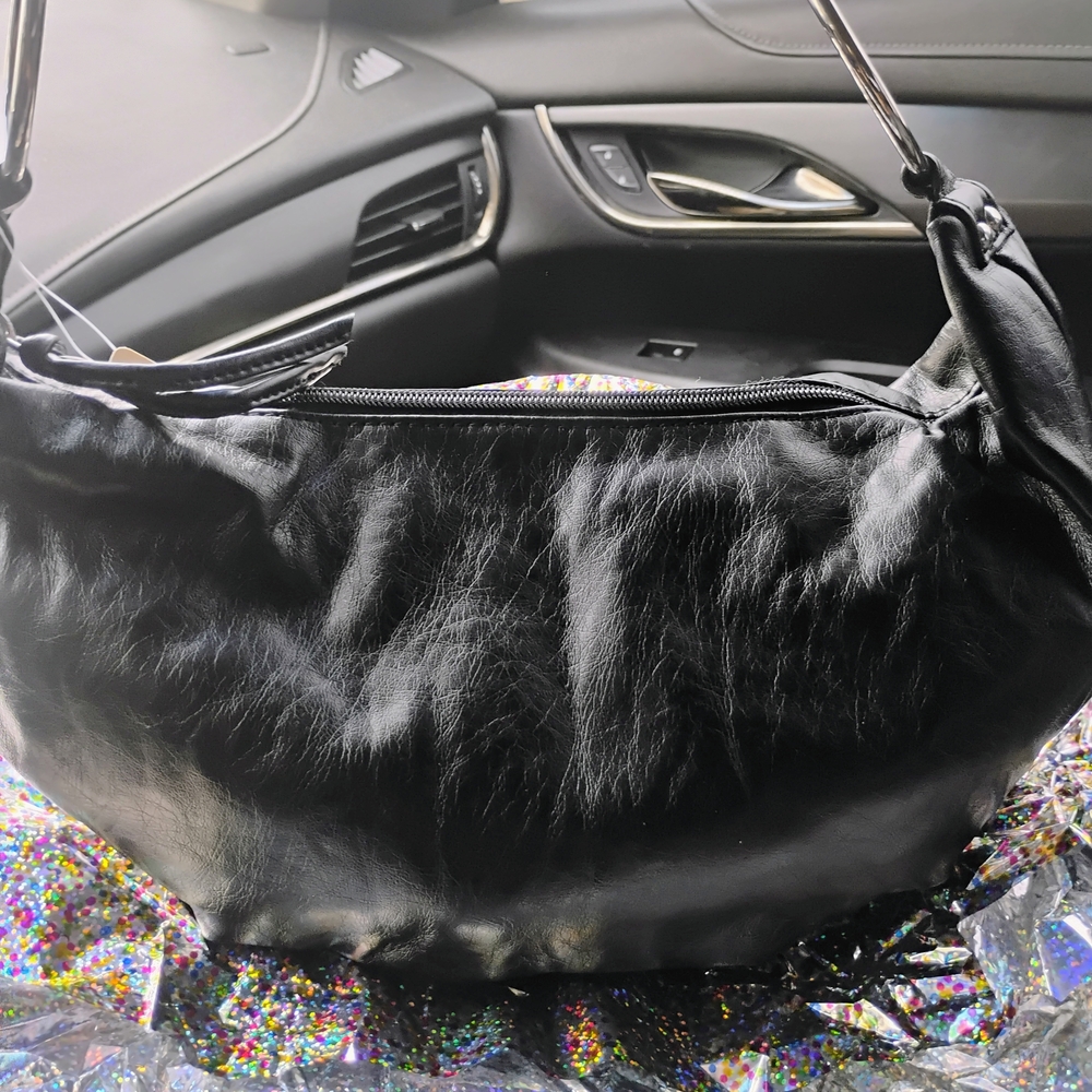 Elegant Black Shoulder Bag